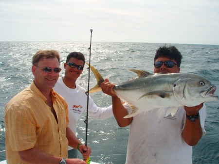 This is what we call ¨Slow¨in Vallarta! 50 lb Jack Crevalls! 