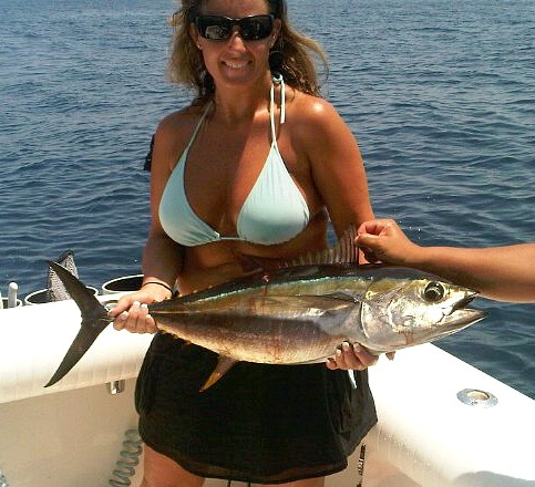 06 17 2011 Michelle Stewart Crosby with Yellowfin Tuna, El Banco, Animal House, 12hr day 003 RedPIx 480