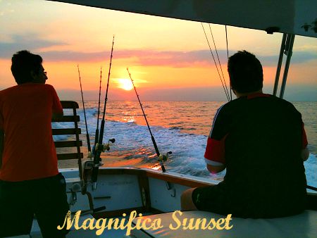 Magnifico Sunset Text